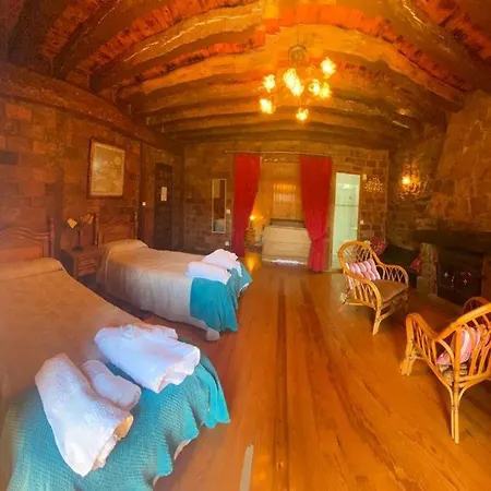 La Casona 3*