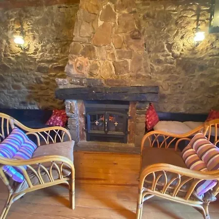 La Casona 3*