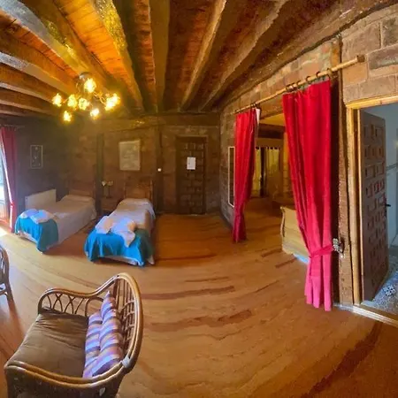 La Casona Szálloda Burgo